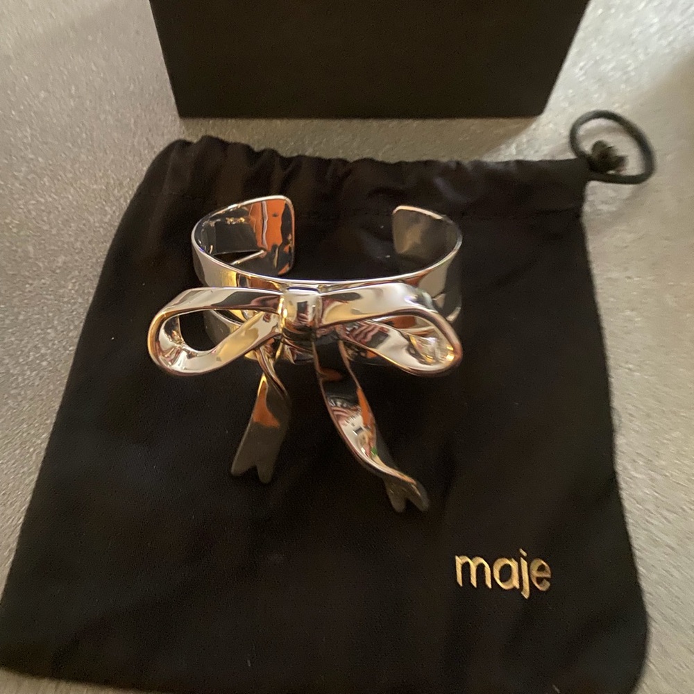 MAJE bangle
